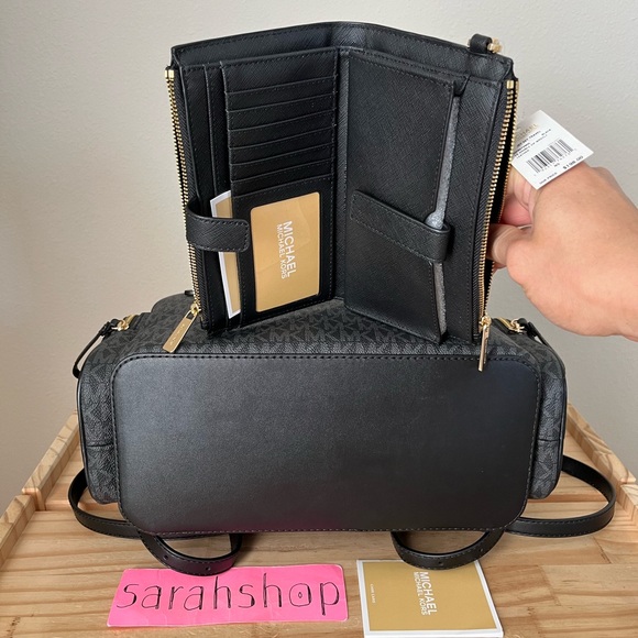 🌼Michael Kors Backpack Set - Picture 5 of 16